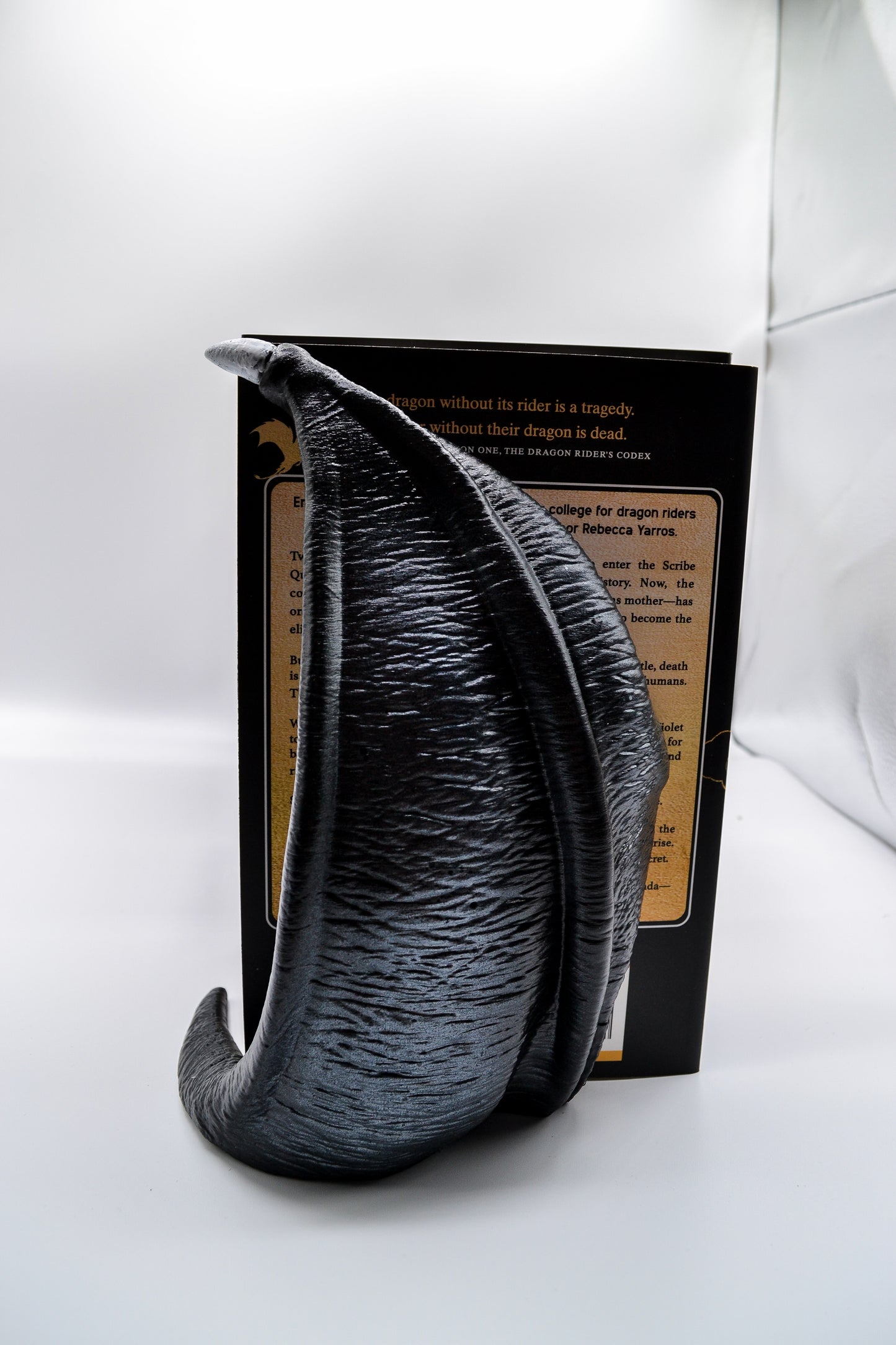 Hand-Painted 3D Printed Dragon Bookends – Majestic Fantasy Display for Your Shelf