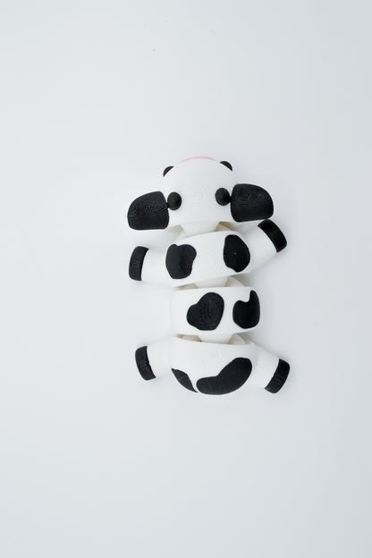 Flexi Articulated Cow Fidget Toy – Moo-ve and Relax in Style!